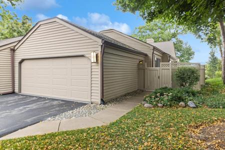 605 N SHORELINE Road