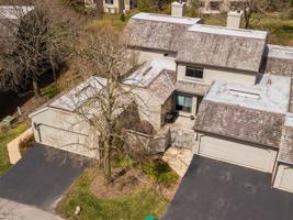 262 N THORNHILL Lane