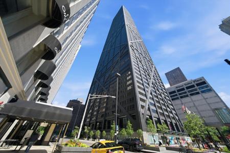 175 E Delaware Place