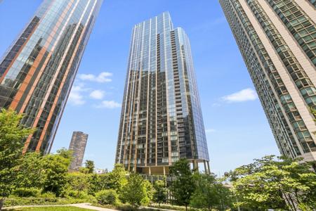 211 N Harbor Drive