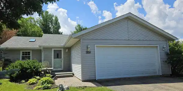 304 Constitution Drive