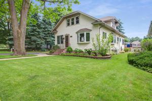 50 W THORNDALE Avenue