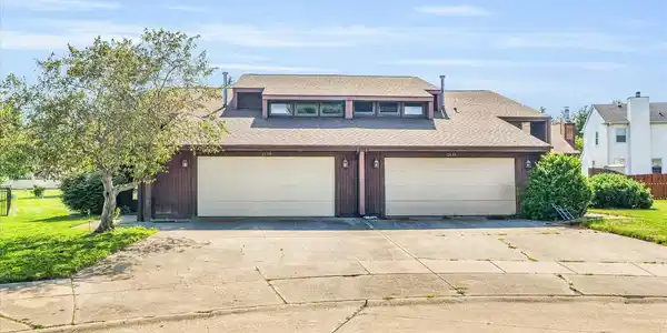2139 Peach Street