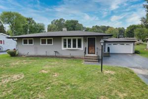 918 W MEADOWLARK Drive