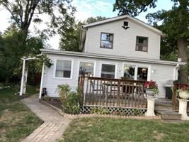 325 E Lane Court