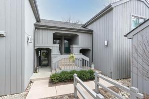 185 Shoreline Road