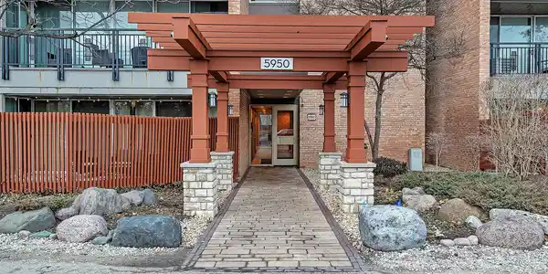 5950 OAKWOOD Drive