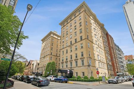 70 E Scott Street