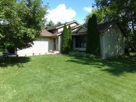 211 Candlewick Boulevard SE