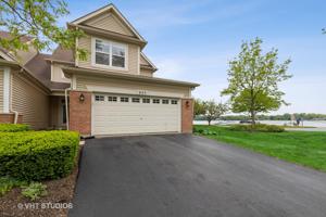 625 Shoreline Drive