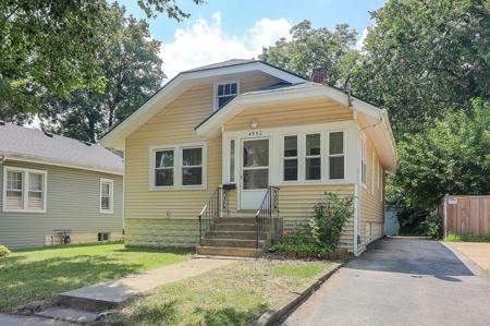 4952 Linscott Avenue