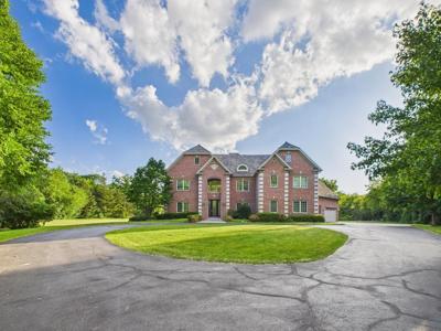 50 Lakeview Lane