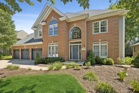 8709 Shade Tree Circle