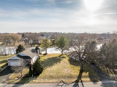 1300 Candlewick Drive