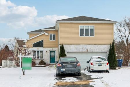 617 Lake Breeze Court