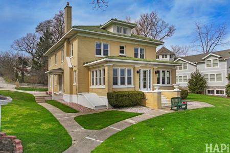 815 Rolling Lane Road