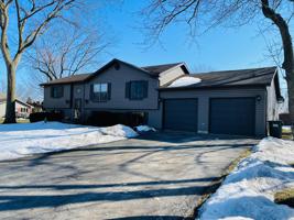 719 W Sheridan Road