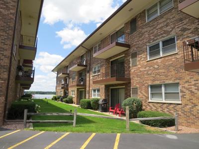 24 N Pistakee Lake Road