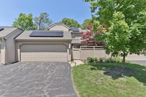 106 W Hunt Trail