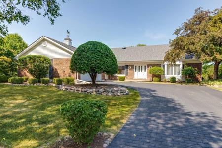 846 N Sanborn Drive
