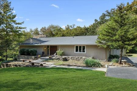 25146 N West Tower Drive