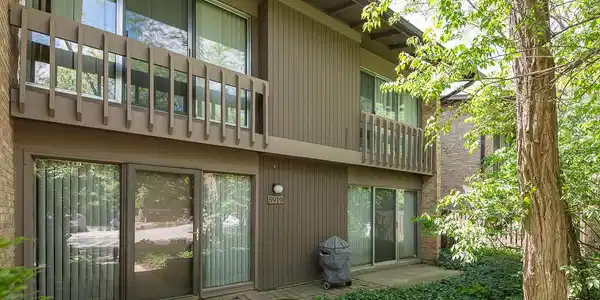 5919 Oakwood Drive