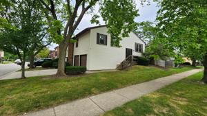 450 Sauk Lane