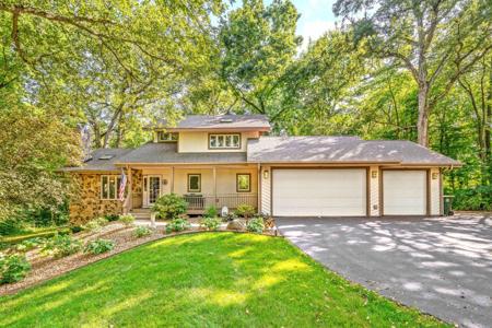 792 Lake Holiday Drive