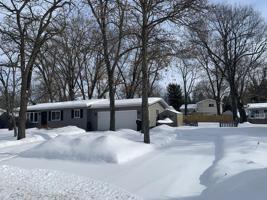 3008 E Hickory Drive