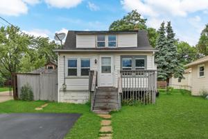25914 W ROLLINS Road W