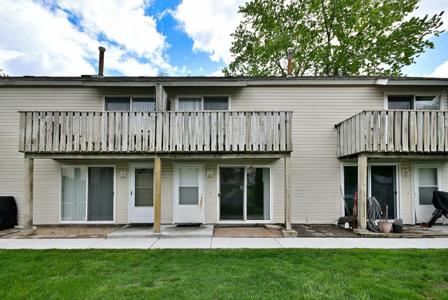 128 1/2 CORA Avenue