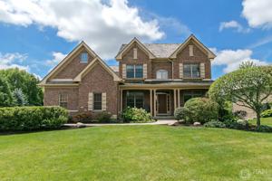806 Wedgewood Court