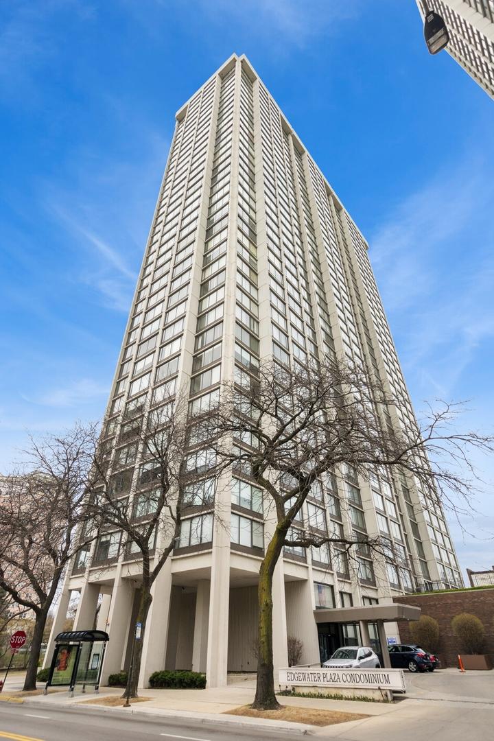 5455 N Sheridan Road, Chicago, IL - lhrmls-02935572 - LakeHomes.com
