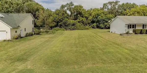 112 Staffordshire Drive