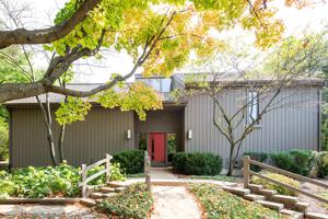 717 Old Barn Road