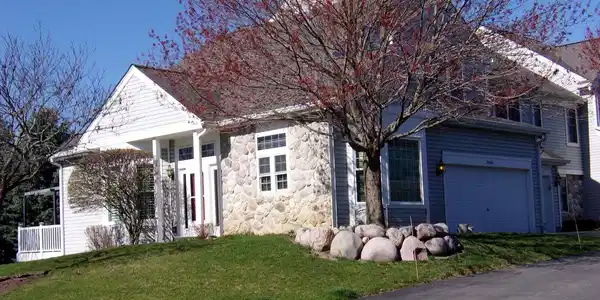 34686 Lakeside Drive