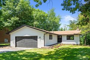 816 Lake Holiday Drive