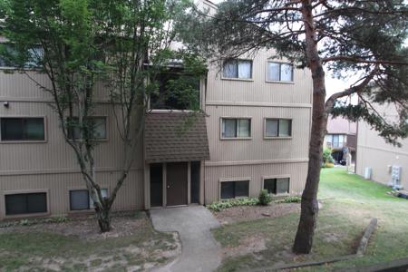 52 Oak Hill Colony