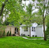149 E Grand Avenue