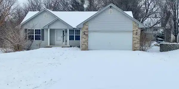 104 Rochester Road NE