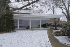 4520 W Lake Shore Drive
