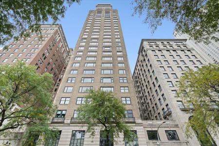 179 E LAKE SHORE Drive