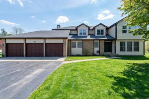 511 Arapaho Trail