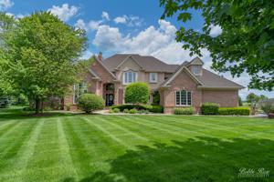 9395 Nicklaus Lane