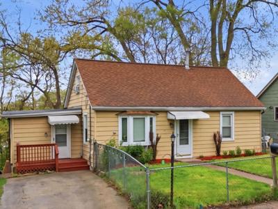 32 Arlington Lane