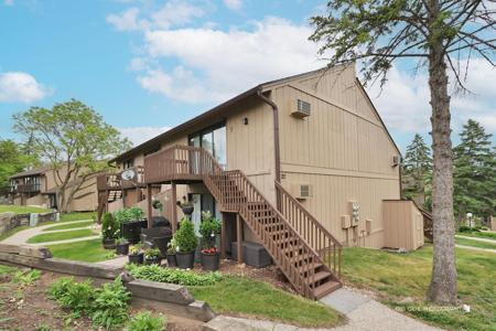 22 Jamaica Colony