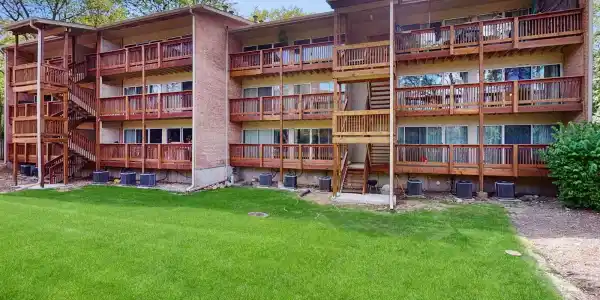 5880 Forest View Road