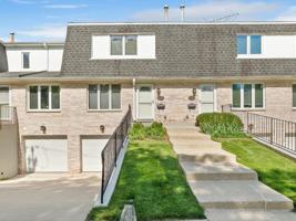 5133 Carpenter Street