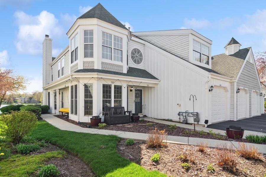 537 Lake Court, Wauconda, IL lhrmls01615675