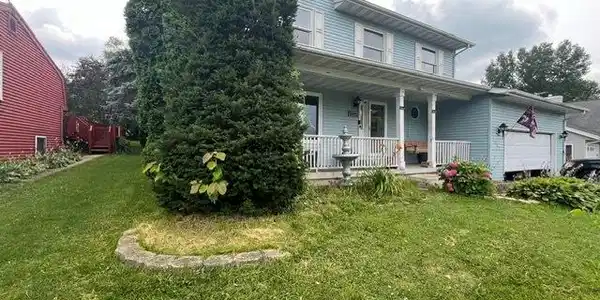 1627 Candlewick Drive SW